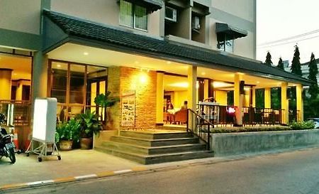People Place Boutique In Town Hotel - Sha Extra Plus Чіангмай Екстер'єр фото