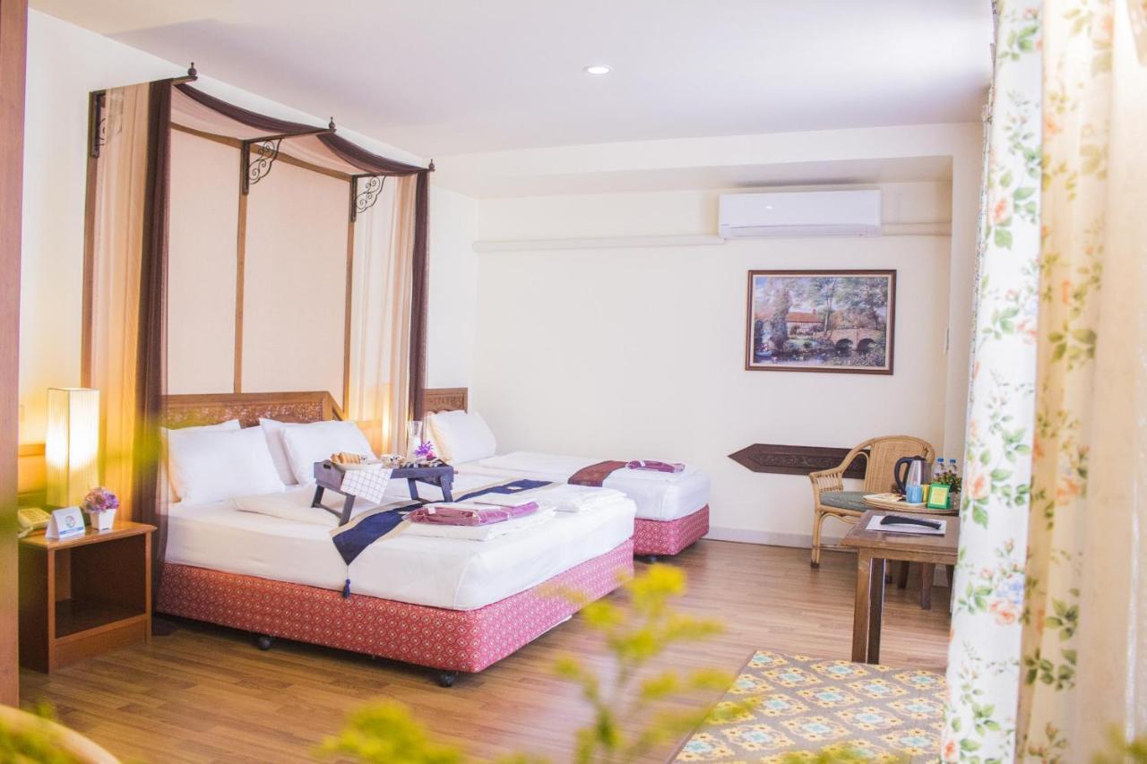 People Place Boutique In Town Hotel - Sha Extra Plus Чіангмай Екстер'єр фото