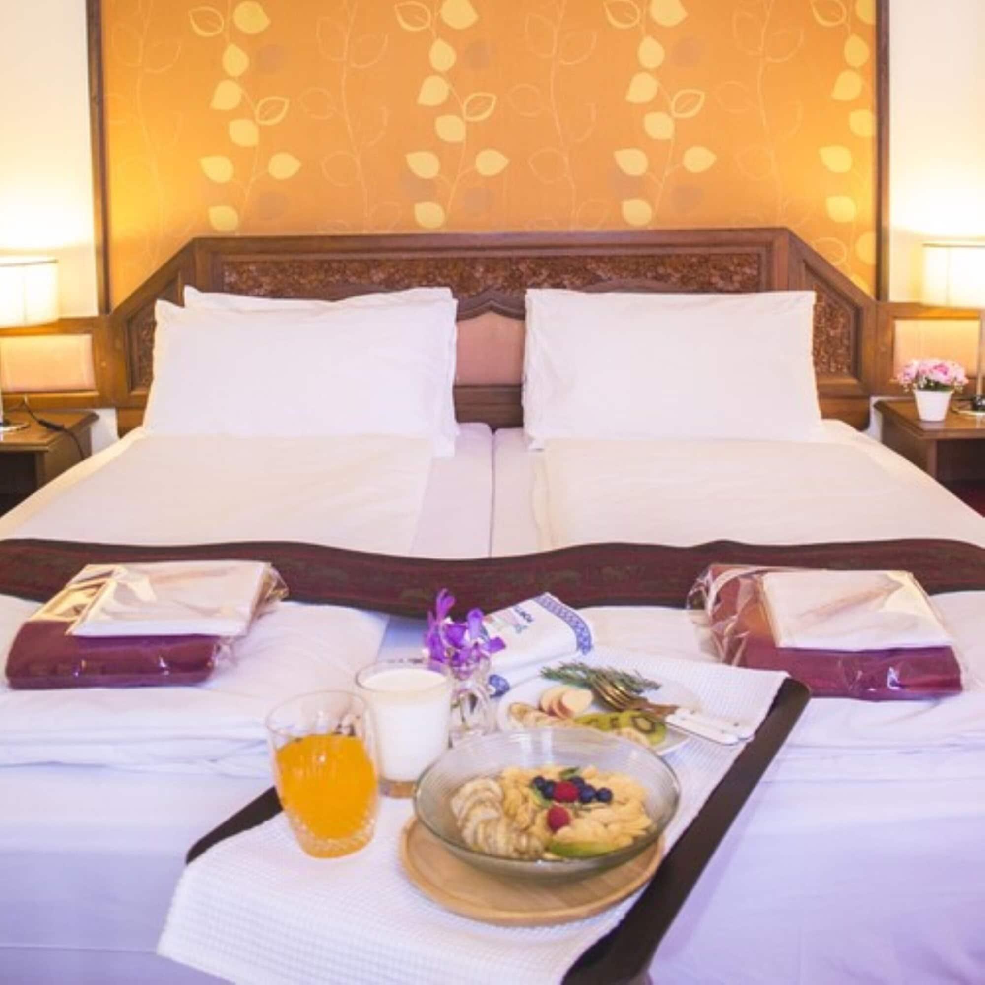 People Place Boutique In Town Hotel - Sha Extra Plus Чіангмай Екстер'єр фото