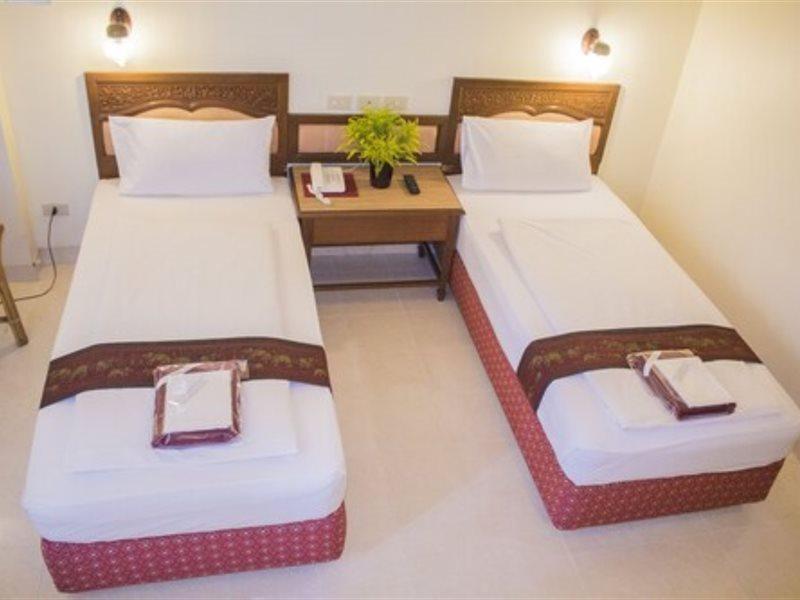 People Place Boutique In Town Hotel - Sha Extra Plus Чіангмай Екстер'єр фото