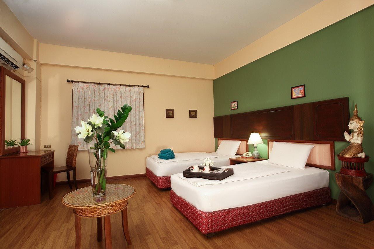 People Place Boutique In Town Hotel - Sha Extra Plus Чіангмай Екстер'єр фото